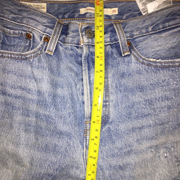 Destroyed vintage Levi’s - Picture 7 of 11